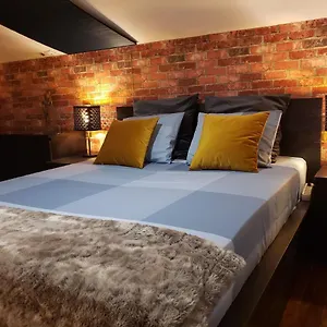 Ferienhaus Room With Private Wc With Free Parking, Lissabon