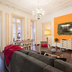 Apartment 3 Bedroom, 2 Bathroom - Palma, Lisbon