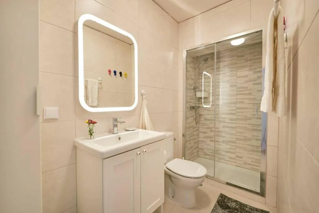 Sofimar Lisbon Airport Apartment