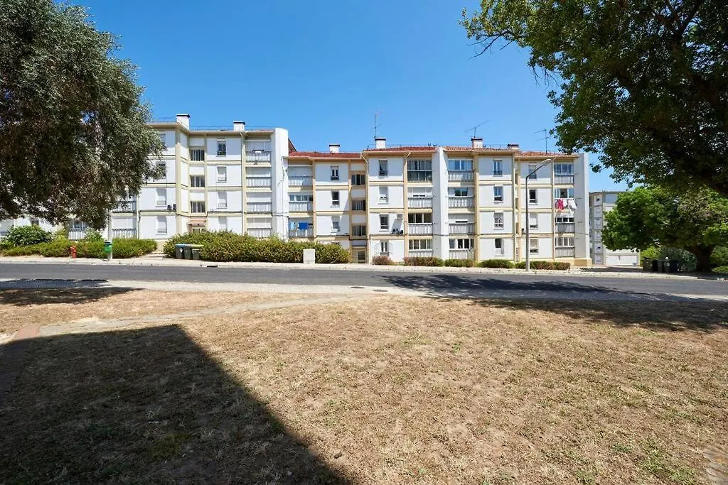Sofimar Lisbon Airport Apartment