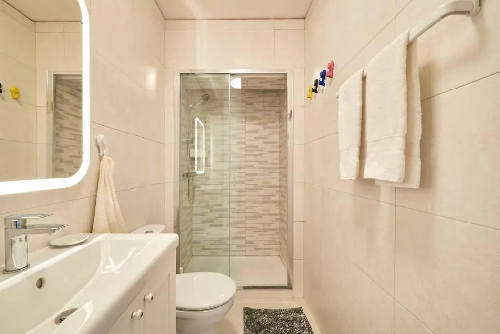 Sofimar Lisbon Airport Apartment
